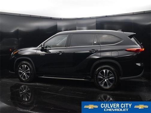 2020 toyota highlander hybrid
