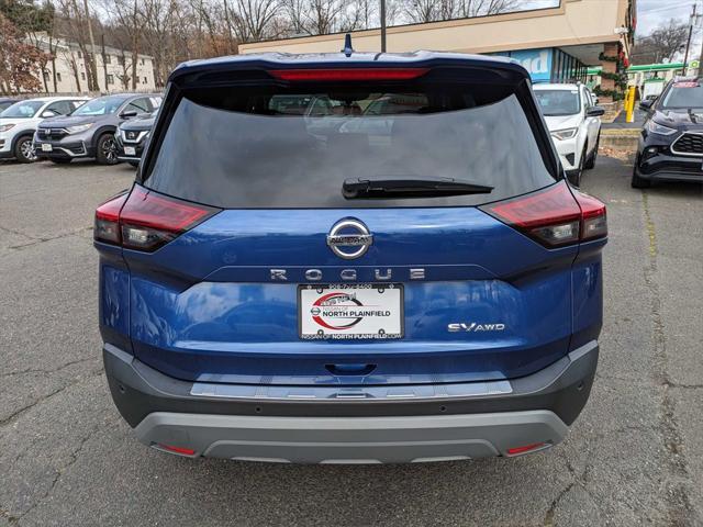 2021 nissan rogue sv