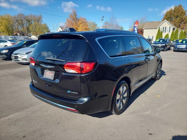 2018 chrysler pacifica hybrid limited
