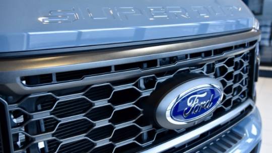 2023 ford f-250 super duty lariat