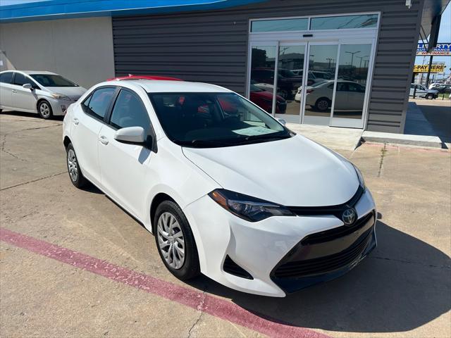 2019 toyota corolla le