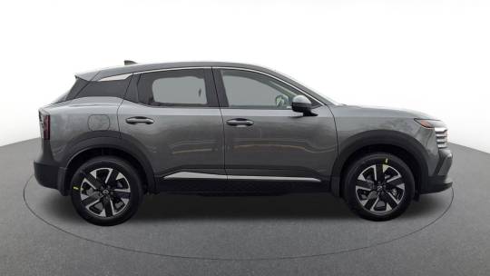 2025 Nissan Kicks