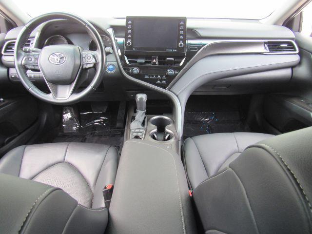 2022 toyota camry xse