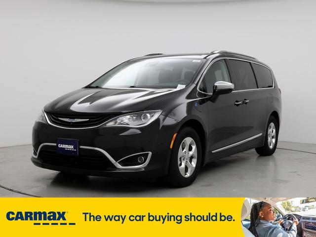 2018 chrysler pacifica hybrid limited