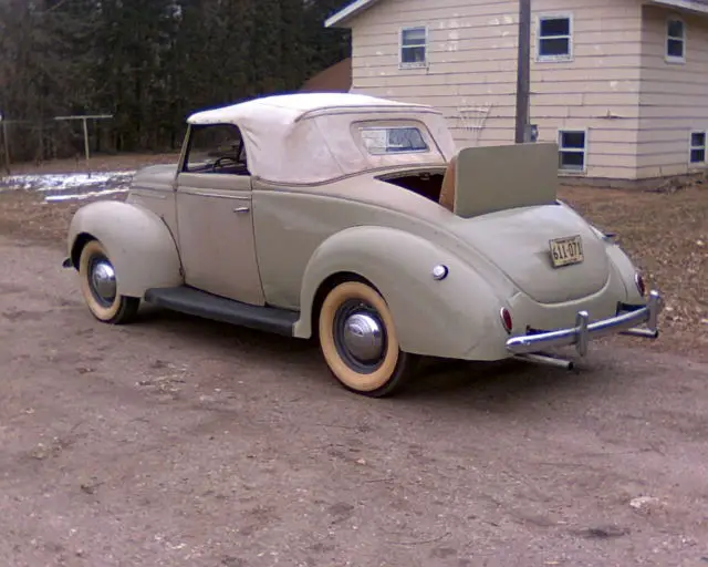 no reserve - nice 1939 ford deluxe v8 rumble seat convertible