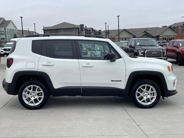 2023 jeep renegade latitude