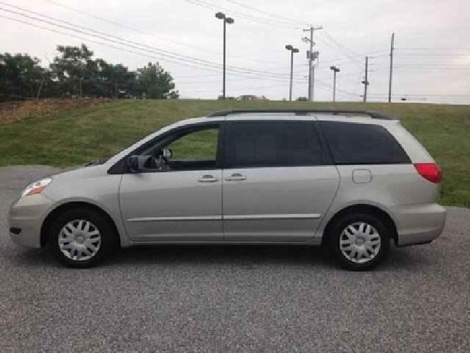 2009 toyota sienna le in york, pa