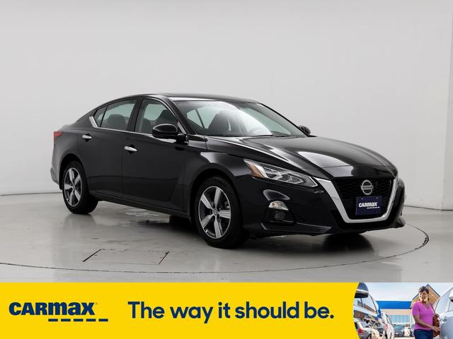 2022 nissan altima sl