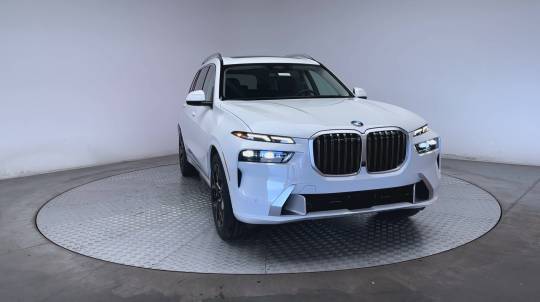 2025 BMW X7