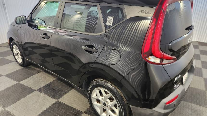 2022 kia soul s