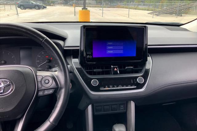 2023 toyota corolla cross le