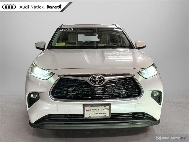 2022 toyota highlander limited