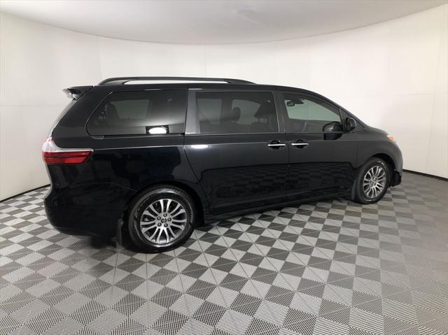 2019 toyota sienna xle premium
