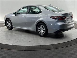2024 Toyota Camry hybrid le