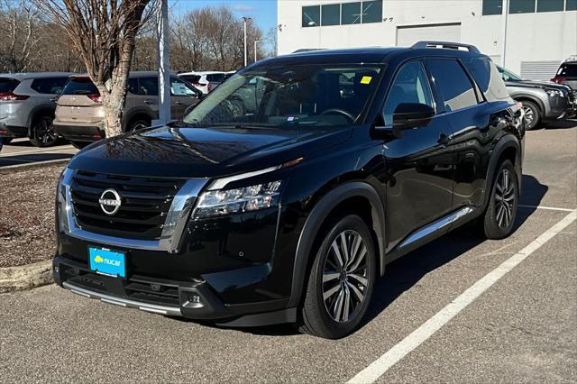 2022 nissan pathfinder platinum 4wd