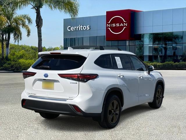 2022 toyota highlander hybrid xle