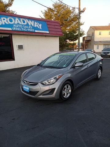 2014 hyundai elantra se