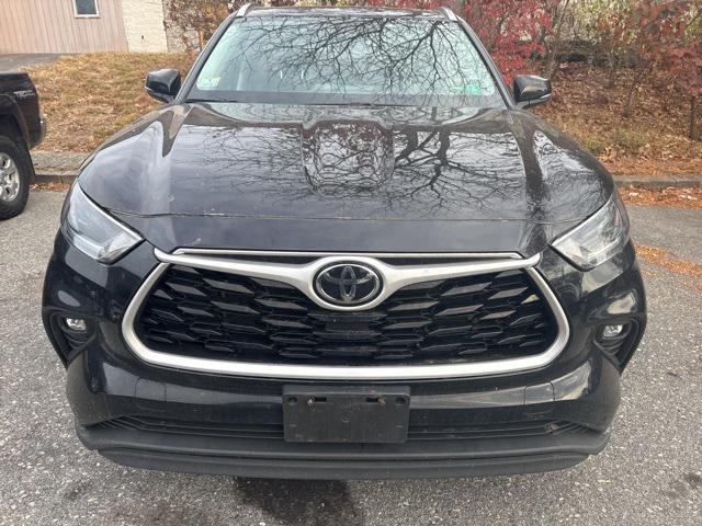 2021 toyota highlander xle