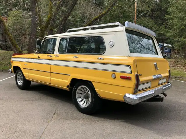 chief 4x4 all stock & original one owner 6 cylinder 3 speed wagoneer 146k miles!