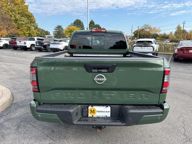 2023 nissan frontier sv
