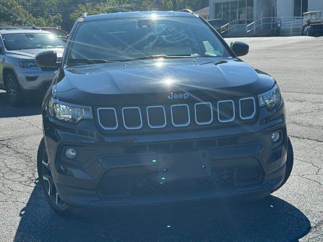 2022 jeep compass latitude