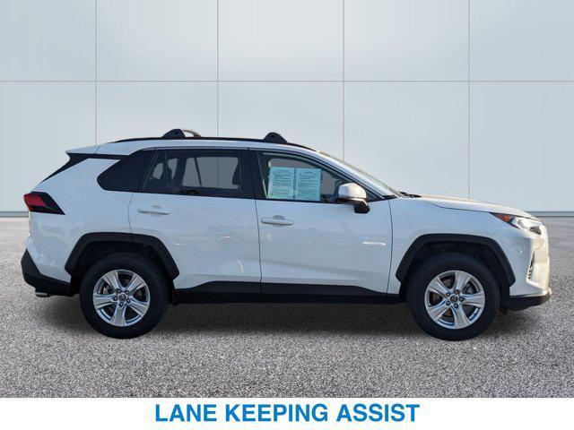 2019 toyota rav4 xle