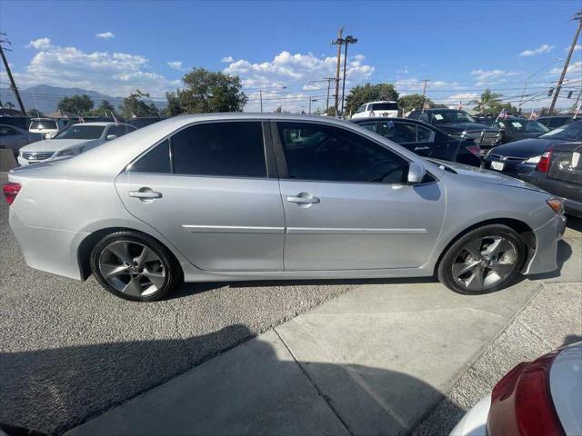 2012 toyota camry se