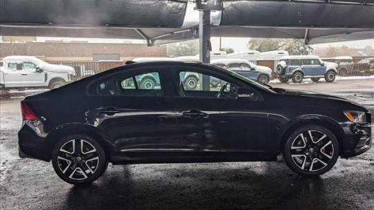 2017 Volvo S60