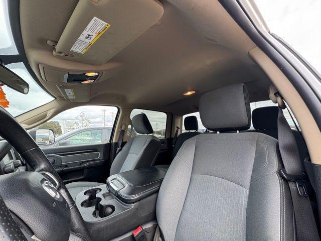 2019 ram 2500 big horn crew cab 4x4 8' box