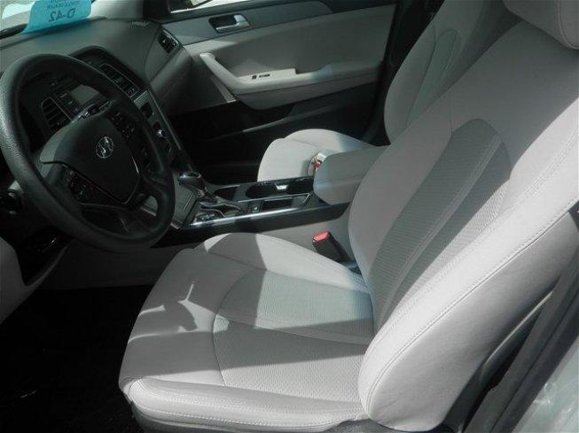 2017 hyundai sonata se for sale in aberdeen, south dakota