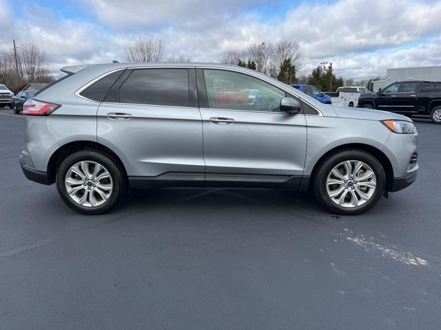 2022 ford edge titanium