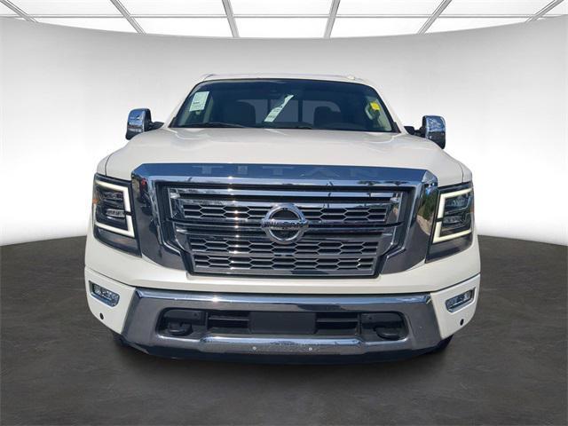 2021 nissan titan sl