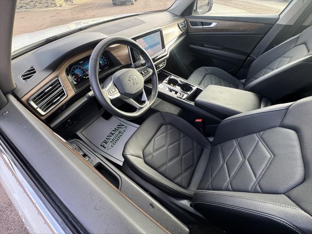2024 volkswagen atlas 2.0t se w/technology 4motion