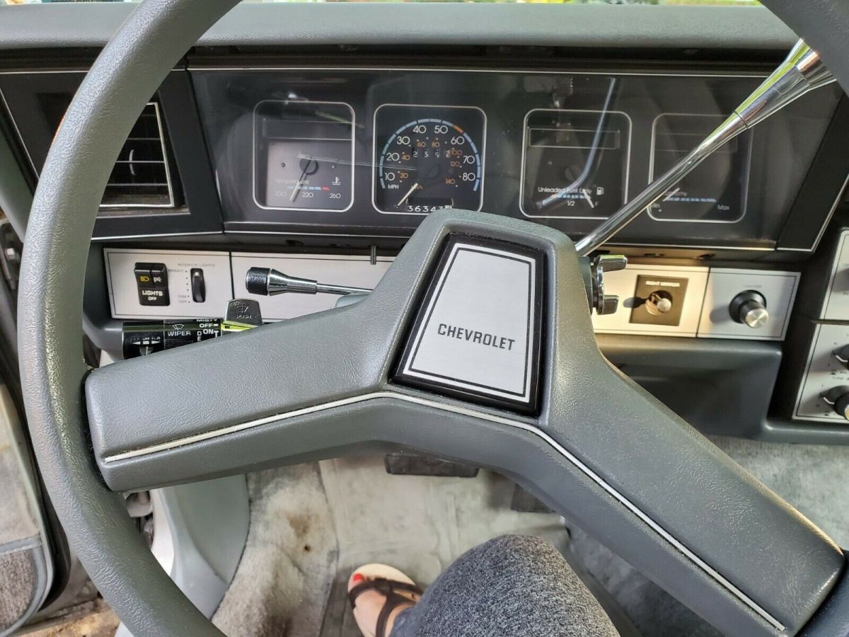 1985 chevrolet caprice classic 36,347 original mile great condition