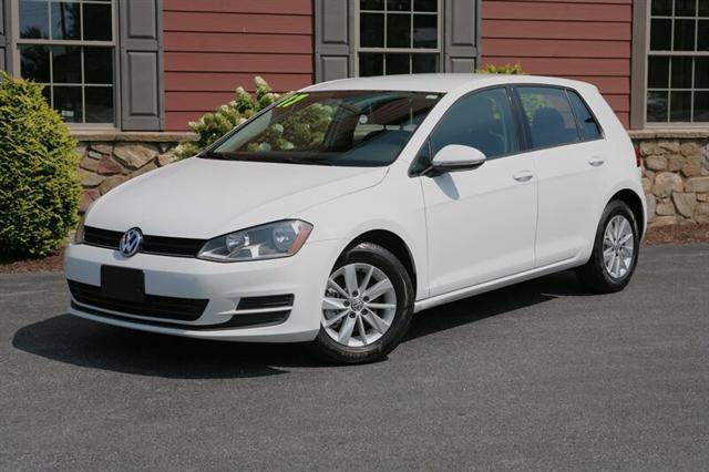 2017 volkswagen golf tsi s 4-door