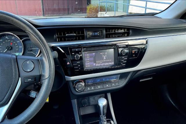 2016 toyota corolla le