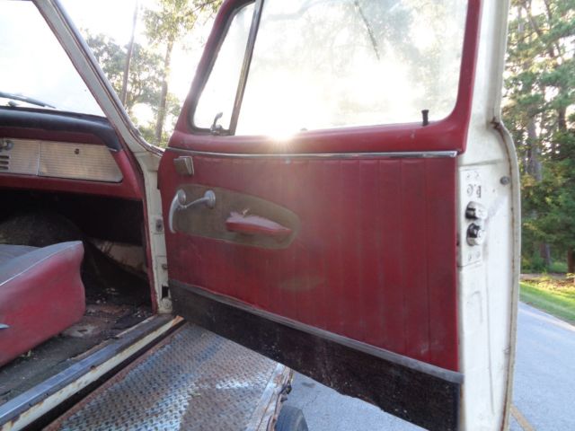 1961 studebaker hawk survivor