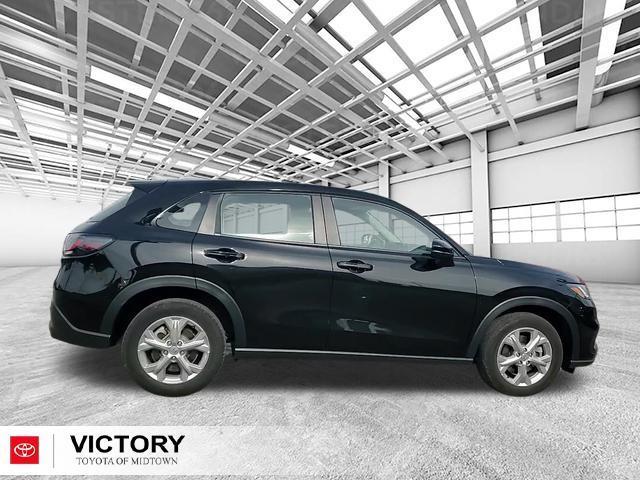 2023 honda hr-v lx