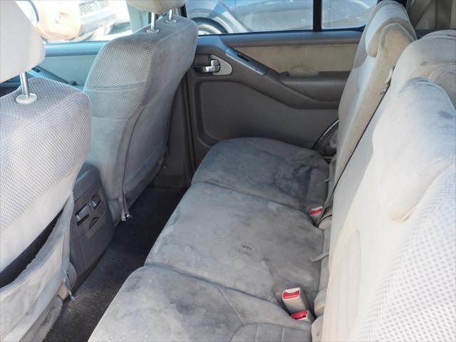 2011 nissan pathfinder s