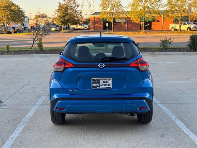 2021 nissan kicks s