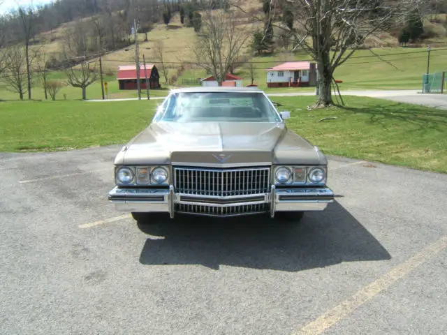 1973 cadillac deville sedan