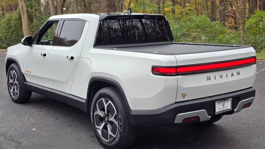 2022 rivian r1t adventure