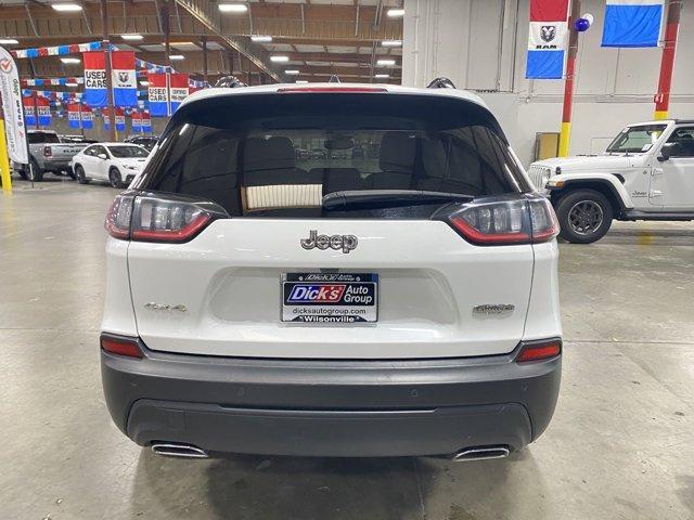 2022 jeep cherokee latitude lux