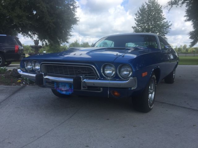 1973 dodge challenger base hardtop 2-door 5.9l