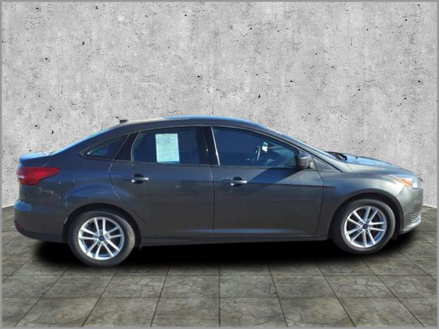 2018 ford focus se