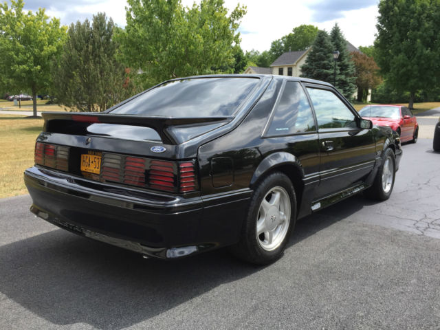 1993 ford mustang gt hatchback 2-door 5.0l no reserve auction!!!