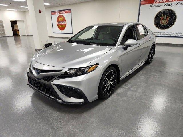 2023 toyota camry hybrid se