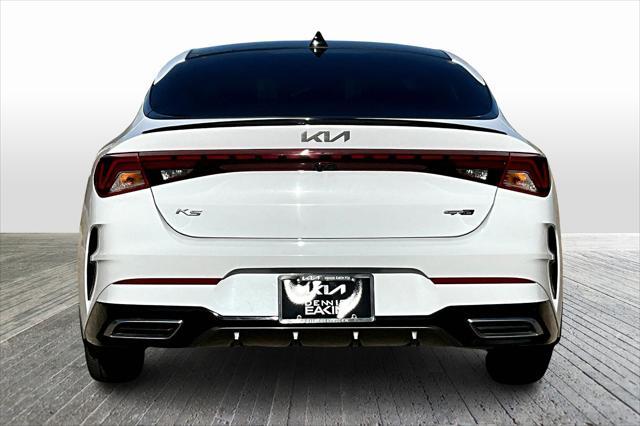 2022 kia k5 gt-line
