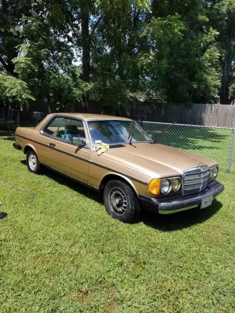 1984 mercedes benz 300 coupe diesel