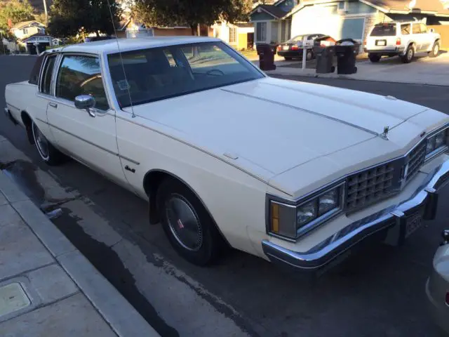 2 door delta 88 royale brougham coupe